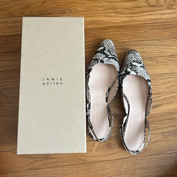 Snakeskin Pattern Flats - Picture 4 of 9